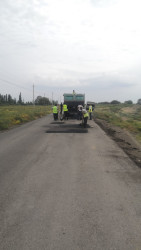 Beyləqanda kəndlərarası yolların təmiri həyata keçirilir.