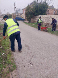 Daha bir neçə küçədə təmizlik və abadlıq işləri aparılmışdır.