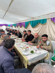 İcra başçısı bu gün daha bir Vətən müharibəsi şəhidinin - Xəlilov Elnur Ramiz  oğlunun ildönümü məclisində iştirak edib.