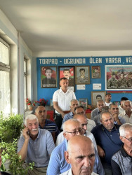 Beyləqan Rayon İcra Hakimiyyətinin başçısı Əziz Əzizov Örənqala qəsəbəsində səyyar görüş keçirib