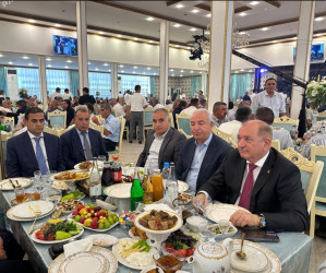 Beyləqan Rayon İcra Hakimiyyətinin başçısı şəhid qardaşının toy mərasimində iştirak edib