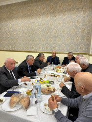 İcra başçısı növbəti dəfə rayon ağsaqqalları ilə görüş keçirib.İcra başçısı növbəti dəfə rayon ağsaqqalları ilə görüş keçirib.