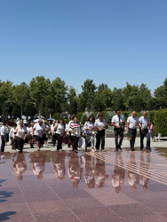 “14 iyul 1969-cu il – Müstəqil və qüdrətli Azərbaycan dövlətinin təməlinin qoyulduğu gün” adlı dəyirmi masa keçirilib.