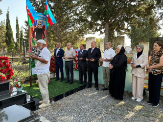 Şəhid Salahlı Elgiz Nurəddin oğlunun mövlud günü qeyd olunub.