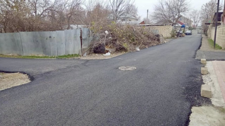 Beyləqan Rayon İcra Hakimiyyəti tərəfindən rayon ərazisində yol-nəqliyyat infrastrukturunun yaxşılaşdırılması istiqamətində tədbirlər davam etdirilir.