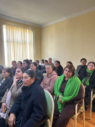 Beyləqan Rayon İcra Hakimiyyətinin başçısı Əziz Əzizov Birinci Aşıqlı kəndində vətəndaşlarla növbəti səyyar qəbul-görüş keçirib.