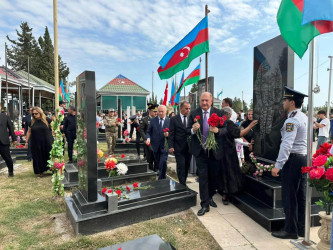 27 Sentyabr – Anım Günü ilə əlaqədar Beyləqan rayonunda Vətən müharibəsi şəhidlərinin əziz xatirəsi ehtiramla yad edilib.