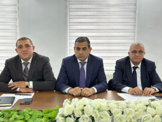 Beyləqan Rayon İcra Hakimiyyətinin başçısı Əziz Əzizov 16 aprel 2025-ci il tarixdə növbəti vətəndaş qəbulu keçirib.