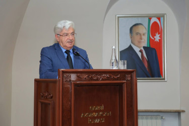 Beyləqan rayonunun ziyalılarından, filologiya üzrə fəlsəfə doktoru, publisist-tədqiqatçı Şəfəq Nasirin müəllifi olduğu “Ləklək” və “İdrak işığında” kitablarının, eləcə də “Bürhani-həqiqət” məcmuəsinin təqdimat mərasimi mayın 22-də Qərbi Azərbaycan İcmasında keçirilib.