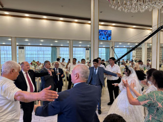 Beyləqan Rayon İcra Hakimiyyətinin başçısı şəhid qardaşının toy mərasimində iştirak edib