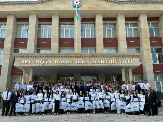 Beyləqanda ali təhsil müəssisələrinə qəbul imtahanında yüksək bal toplayan məzunlarla görüş keçirilib.