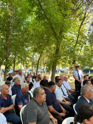 Əhmədli kəndində vətəndaşlarla səyyar qəbul keçirilib