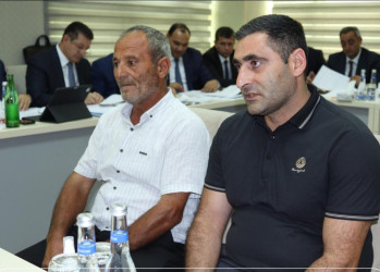 Azərbaycan Dövlət Su Ehtiyatları Agentliyinin sədri Zaur Mikayılov Beyləqanda vətəndaşları qəbul edib.