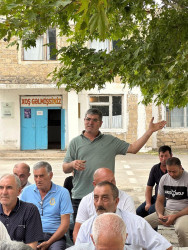 Beyləqan Rayon İcra Hakimiyyətinin başçısı vətəndaşlarla səyyar görüşlərini davam etdirir.