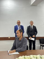 13 may 2026-cı il tarixdə Beyləqan Rayon İcra Hakimiyyətinin başçısı Əziz Əzizov vətəndaş qəbulu keçirib.