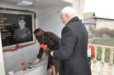 Vətən müharibəsi şəhidi Xudiyev Toğrulun doğum günü qeyd olunub.