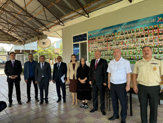 Beyləqan Rayon İcra Hakimiyyətinin başçısı Əziz Əzizov şəhər mərkəzində yaşayan şəhid ailələrini ziyarət edib.