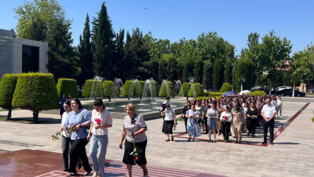 Beyləqanda Tibb İşçilərinin Peşə Bayramı münasibətilə Ulu Öndər Heydər Əliyevin abidəsi ziyarət edilib