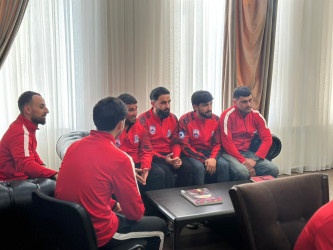 Beyləqan Rayon İcra Hakimiyyətinin başçısı Əziz Əzizov rayonun “Mil” Beyləqan futbol klubunun üzvlərini qəbul edib.