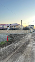 Beyləqan şəhəri şəhid Vasif Quliyev küçəsində yeni asfalt örtüyünün salınmasına başlanılıb