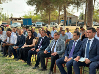 Qaralılar kəndində vətəndaşların səyyar qəbulu keçirilib.