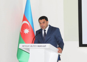 Beyləqanda təhsil işçilərinin ənənəvi sentyabr konfransı keçirilib