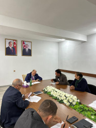 Beyləqan Rayon İcra Hakimiyyətinin başçısı Əziz Əzizov 16 aprel 2025-ci il tarixdə növbəti vətəndaş qəbulu keçirib.