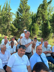 Tatalılar kəndində səyyar vətəndaş qəbulu keçirilib.