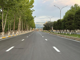 Beyləqan şəhərinin Heydər Əliyev prospektində, eləcə də digər şəhərdaxili küçə və kəndlərarası yollarda yol nişanlanma işləri aparılıb.