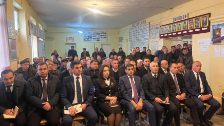 Beyləqan Rayon İcra Hakimiyyəti başçısının növbəti səyyar qəbulu rayonun Şərq qəsəbəsində keçirilib.