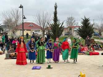 Beyləqan şəhər Humanitar Fənlər Təmayüllü Liseyində Novruz Bayramı ilə əlaqədar bayram şənliyi keçirilib.