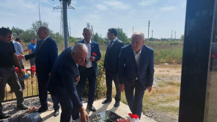 Şəhid Vəliyev Fərid Güloğlan oğlunun mövludu məzarı başında qeyd olunub.