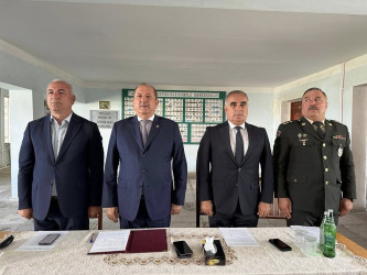 Beyləqan Rayon İcra Hakimiyyətinin başçısı Əziz Əzizov Örənqala qəsəbəsində səyyar görüş keçirib