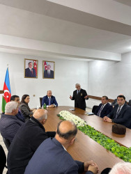 İcra başçısı növbəti dəfə rayon ağsaqqalları ilə görüş keçirib.İcra başçısı növbəti dəfə rayon ağsaqqalları ilə görüş keçirib.