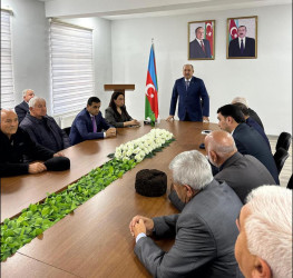 İcra başçısı növbəti dəfə rayon ağsaqqalları ilə görüş keçirib.İcra başçısı növbəti dəfə rayon ağsaqqalları ilə görüş keçirib.