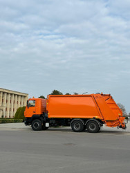Beyləqanda məişət tullantılarının daşınması üçün yeni kommunal təyinatlı texnika təqdim edilib.