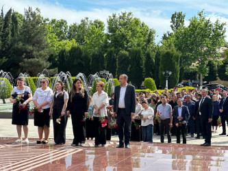 28 May – Müstəqillik Günü münasibətilə Beyləqan rayonunda Ulu Öndər Heydər Əliyevin abidəsi ziyarət olunub.