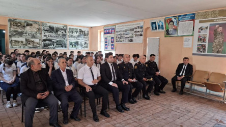 Beyləqanda məktəblilərlə narkomaniya, erkən nikahlar və dini radikalizm mövzusunda maarifləndirici tədbirlər keçirilib
