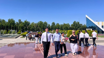 Beyləqanda Tibb İşçilərinin Peşə Bayramı münasibətilə Ulu Öndər Heydər Əliyevin abidəsi ziyarət edilib