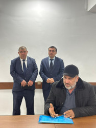 15 aprel 2026-cı il tarixdə Beyləqan Rayon İcra Hakimiyyətinin başçısı Əziz Əzizov vətəndaş qəbulu keçirib.