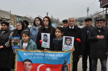 Vətən müharibəsi şəhidi Xudiyev Toğrulun doğum günü qeyd olunub.