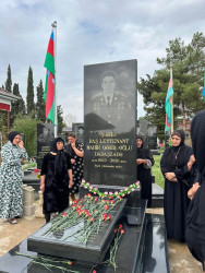 Beyləqanda şəhid baş leytenant Mahir Dadaşzadənin məzarı ziyarət olunub