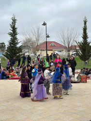 Beyləqan şəhər Humanitar Fənlər Təmayüllü Liseyində Novruz Bayramı ilə əlaqədar bayram şənliyi keçirilib.