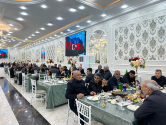 Martın 18-də Beyləqan rayonunda müqəddəs Ramazan ayı münasibətilə 400 nəfərlik iftar süfrəsi təşkil olunub.