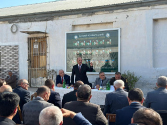 Beyləqan Rayon İcra Hakimiyyətinin başçısı Əziz Əzizov növbəti səyyar görüşü Milabad qəsəbəsində keçirib.
