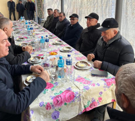 İcra başçısı bu gün daha bir Vətən müharibəsi şəhidi-Yunusov Elgün Yadullah oğlunun ildönümündə iştirak etdi.