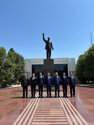 “14 iyul 1969-cu il – Müstəqil və qüdrətli Azərbaycan dövlətinin təməlinin qoyulduğu gün” adlı dəyirmi masa keçirilib.