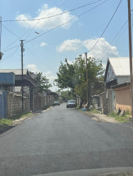 Beyləqan şəhərinin daha bir küçəsində asfaltlanma işləri aparılıb.