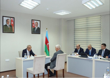 Azərbaycan Dövlət Su Ehtiyatları Agentliyinin sədri Zaur Mikayılov Beyləqanda vətəndaşları qəbul edib.