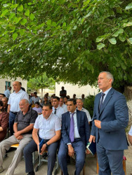 Yeni Mil qəsəbəsində vətəndaşların müraciətləri dinlənilib